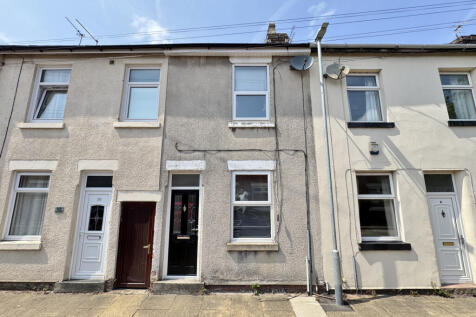 Clifton Street, Broadgate PR1 2 bed terraced house for sale