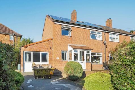 Bedford Grove, Cookridge, LS16 3 bed semi