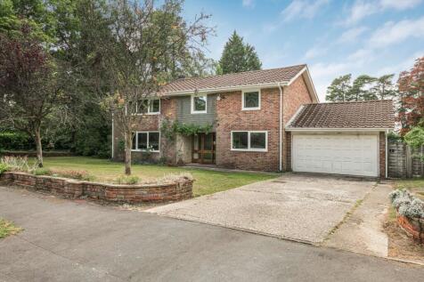 Rozeldene, Hindhead, Surrey 4 bed detached house for sale