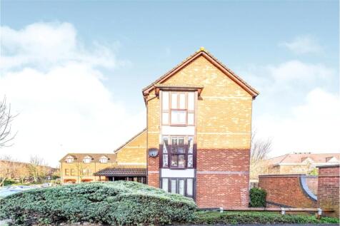 Farriers Road, Epsom, Surrey 1 bed apartment for sale