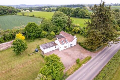 3 bedroom cottage for sale