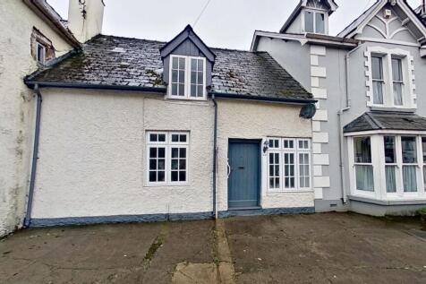 30 Maryport Street, Usk, Gwent, NP15 1AE 3 bed cottage for sale