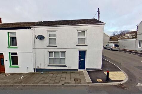 47 Gilfach Cynon, Merthyr Tydfil, Mid... 3 bed terraced house for sale