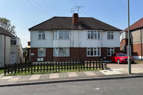 91 Oakdene Road, Orpington, Kent, BR5... 2 bed maisonette for sale