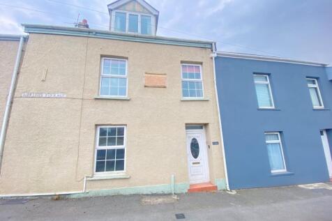 The Willows, Merlins Terrace... 4 bed terraced house for sale