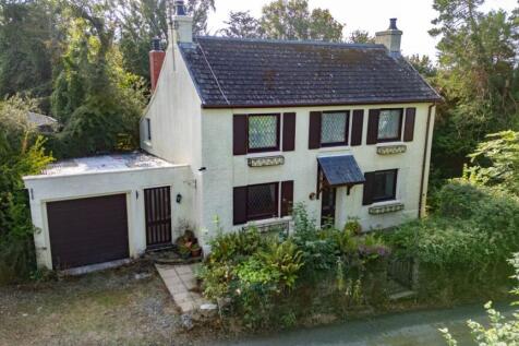 3 bedroom cottage for sale