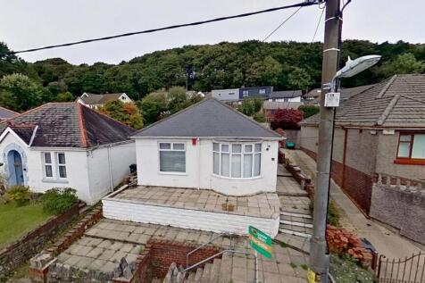 35 Park Drive, Neath, West Glamorgan... 2 bed bungalow for sale