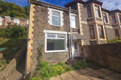 6 Rhyswg Road, Abercarn, Newport... 2 bed terraced house for sale