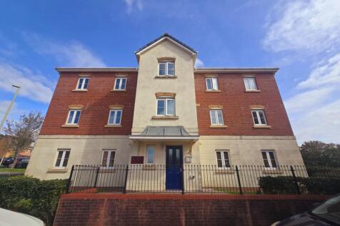196 Longacres, Bridgend, Mid... 1 bed flat for sale