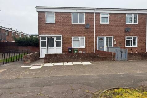 33 Pontnewydd Walk, Cwmbran, Gwent... 3 bed end of terrace house for sale