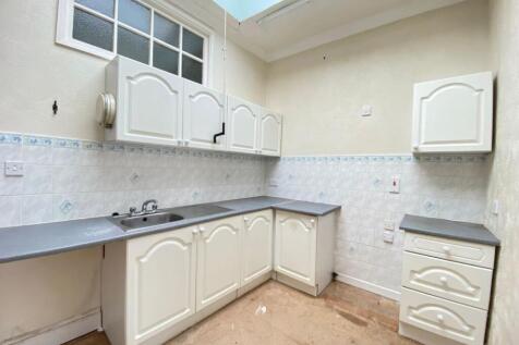 Wave End Alexandra Road, Penzance... 2 bed apartment for sale