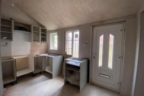 Sea Breeze, Hyde Road, Paignton... 2 bed apartment for sale