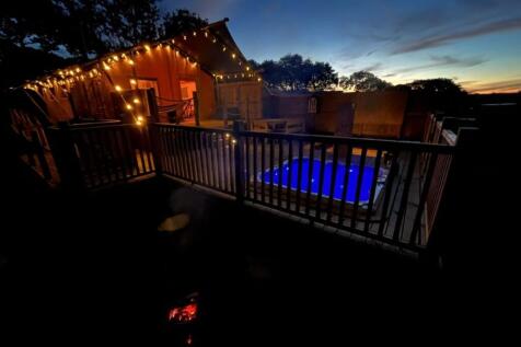 Robin Hood Safari Unit, Redberth... 2 bed lodge for sale