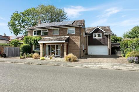 St. Hughs Road, St. Neots PE19 5 bed detached house for sale