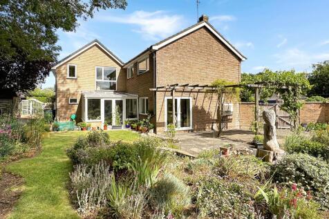 St. Hughs Road, St. Neots PE19 5 bed detached house for sale