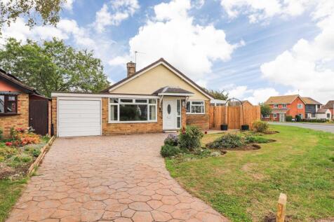 Horseshoes Way, Huntingdon PE28 3 bed detached bungalow for sale