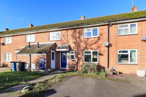 Belle Isle Crescent, Huntingdon PE28 2 bed terraced house for sale