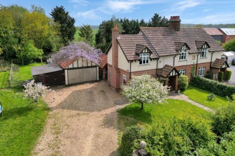 Coppingford Road, Huntingdon PE28 4 bed semi