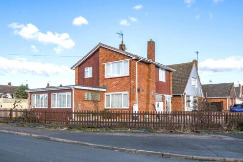 Tretawn Gardens, Tewkesbury... 4 bed detached house for sale