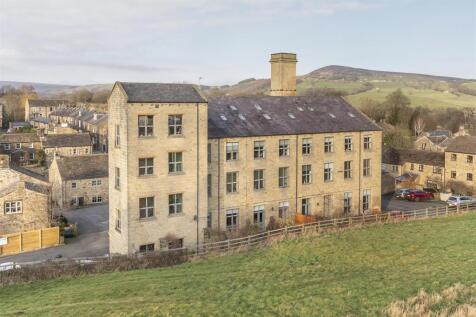 Burnside, Addingham, Ilkley, LS29 0PJ 2 bed flat for sale