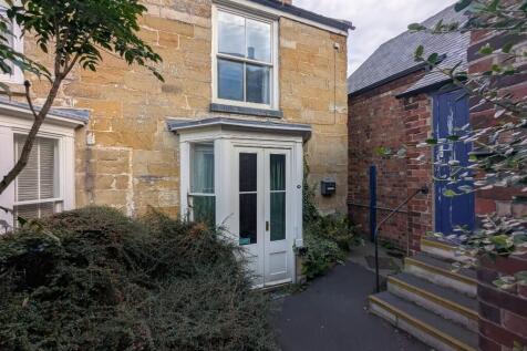 1 bedroom semi-detached house for sale