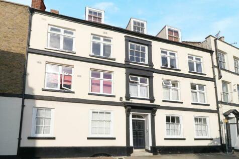 7 bedroom terraced house for sale