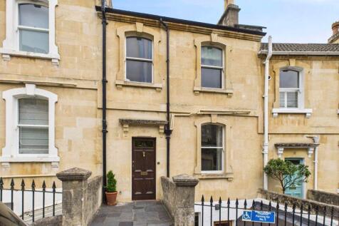 Belgrave Crescent, Walcot, Bath 3 bed terraced house for sale