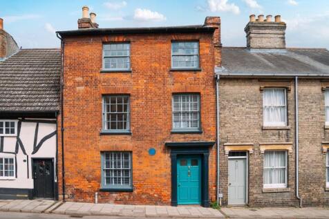 4 bedroom town house for sale