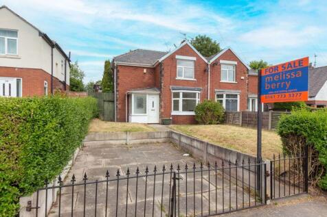 Bury Old Road, Manchester M25 3 bed semi