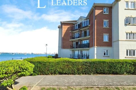 Hayling Close, Gosport, Hampshire 2 bed apartment for sale