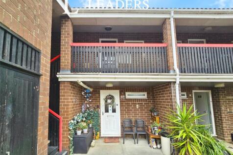 The Chine, Gosport, Hampshire 1 bed apartment for sale