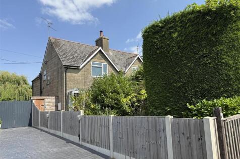 Fair View, Cricklade, Swindon 3 bed semi