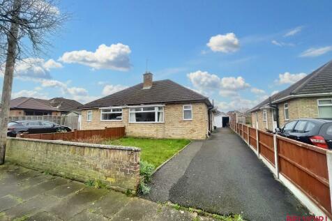 2 bedroom semi-detached bungalow for sale