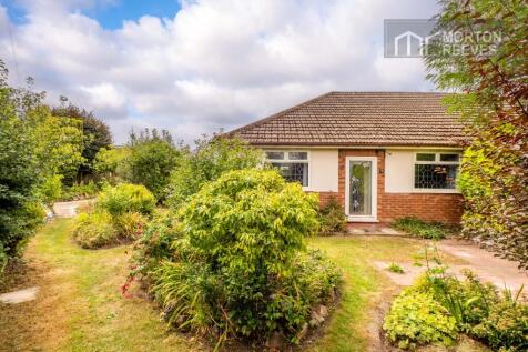 3 bedroom semi-detached bungalow for sale