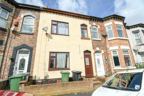 4 bedroom terraced house for sale