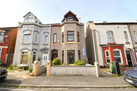 4 bedroom semi-detached house for sale