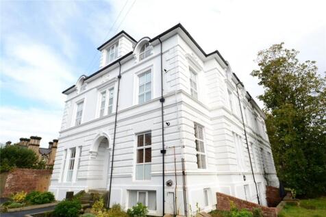 Semi-detached house for sale