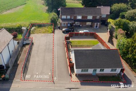 2 bedroom detached house for sale