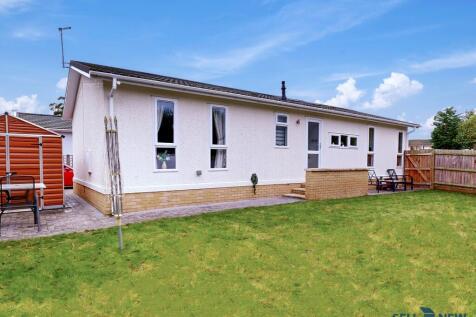 2 bedroom park home for sale