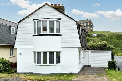 2 bedroom detached house for sale