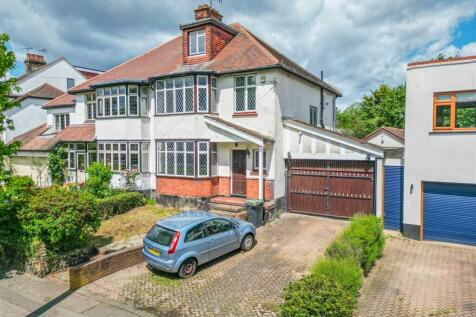 5 bedroom semi-detached house for sale