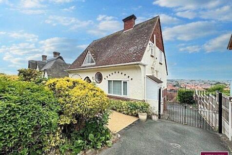 Mount Ida Road, Prestatyn... 3 bed detached house for sale