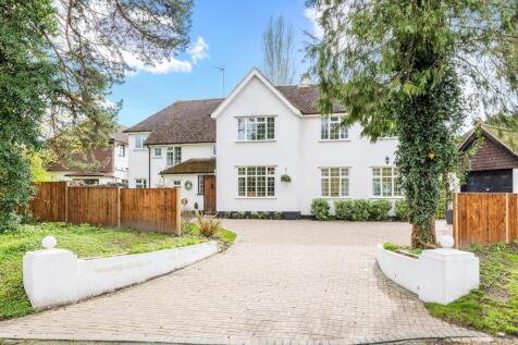 Harriotts Lane, Ashtead 4 bed detached house for sale