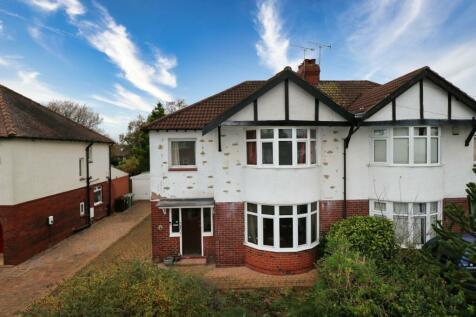 4 bedroom semi-detached house for sale