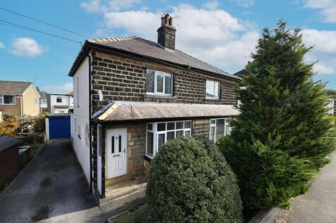 Sunnybank Crescent, Yeadon, Leeds... 2 bed semi