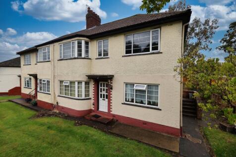 Redesdale Gardens, Leeds, West... 2 bed flat for sale
