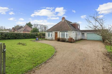 Hackhurst Lane, Lower Dicker, Hailsham 3 bed detached bungalow for sale