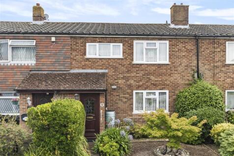St. Marys Avenue, Hailsham 3 bed terraced house for sale