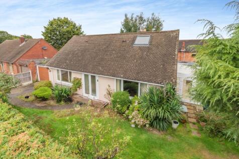 Moorfield Road, Hawarden, CH5 3 bed detached bungalow for sale