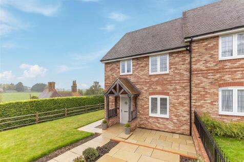 4 bedroom semi-detached house for sale